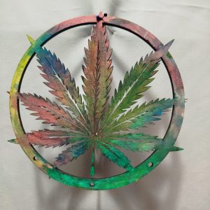 Fenstergehänge aus Holz